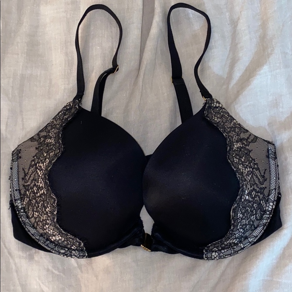 Victoria’s Secret very sexy push up